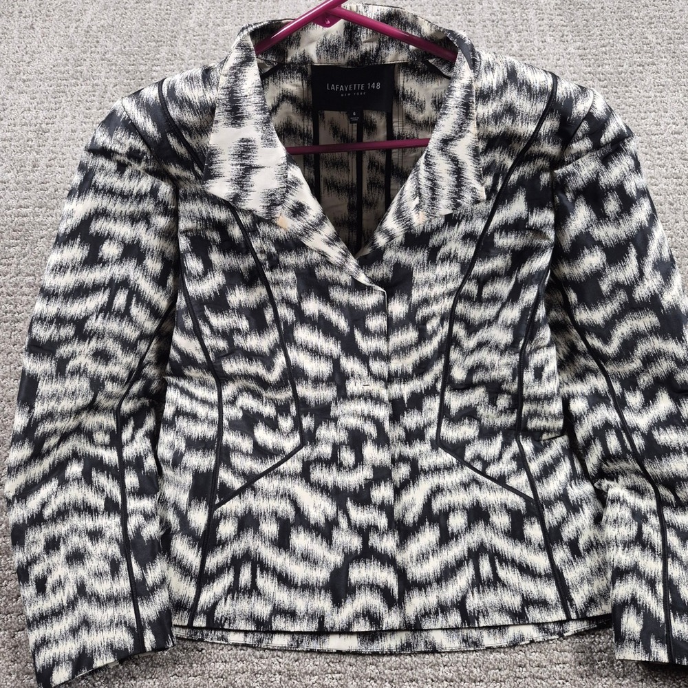 Lafayette 148 New York Jacket Womens 6 Black Cream Ikat Print Snap Front Blazer